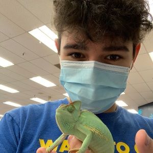 Meet your Posher, Aaron